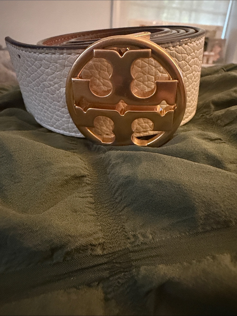 Tory Burch Reversible Cream/Brown Leather Belt w/ Gold Logo Buckle, Size XL